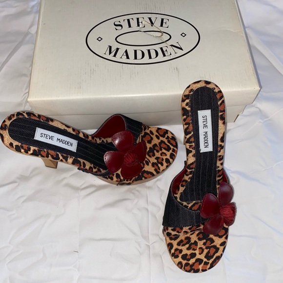 Steve Madden cheetah printed/ Demi heels. Size 9.5 - Picture 5 of 5